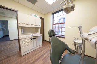 ucc-dental-water-street-08