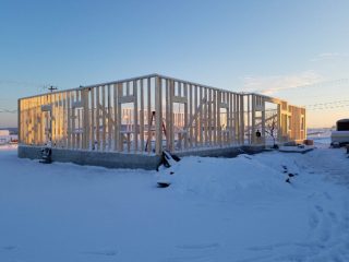 unruh-east-earl-03